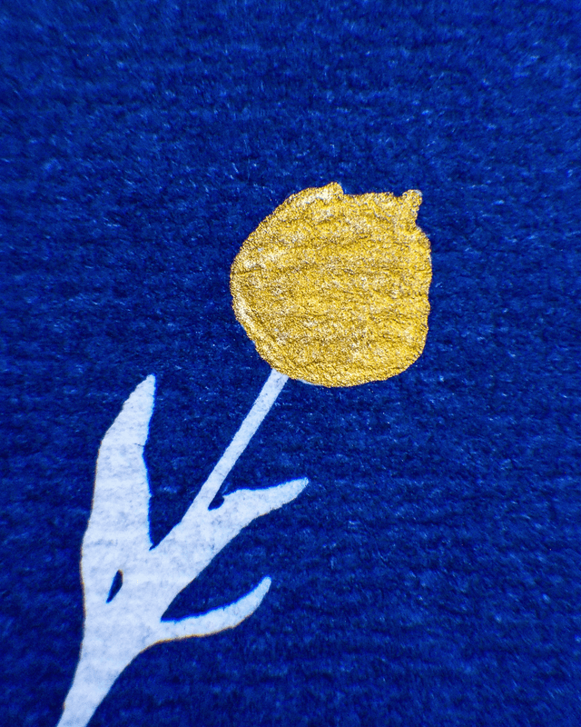 Petit Format - Le bouton d'or